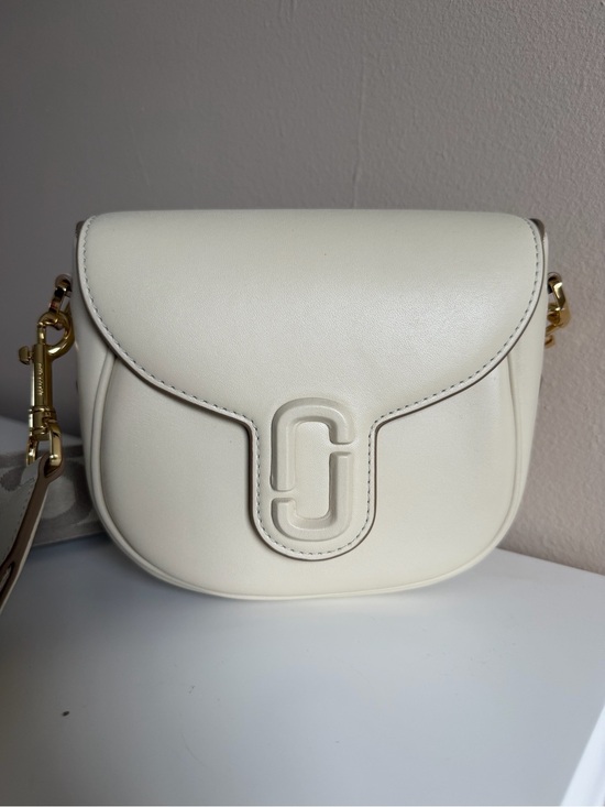 Marc Jacobs Handbags - New Marc Jacobs The J Marc Small Saddle Bag Cloud white